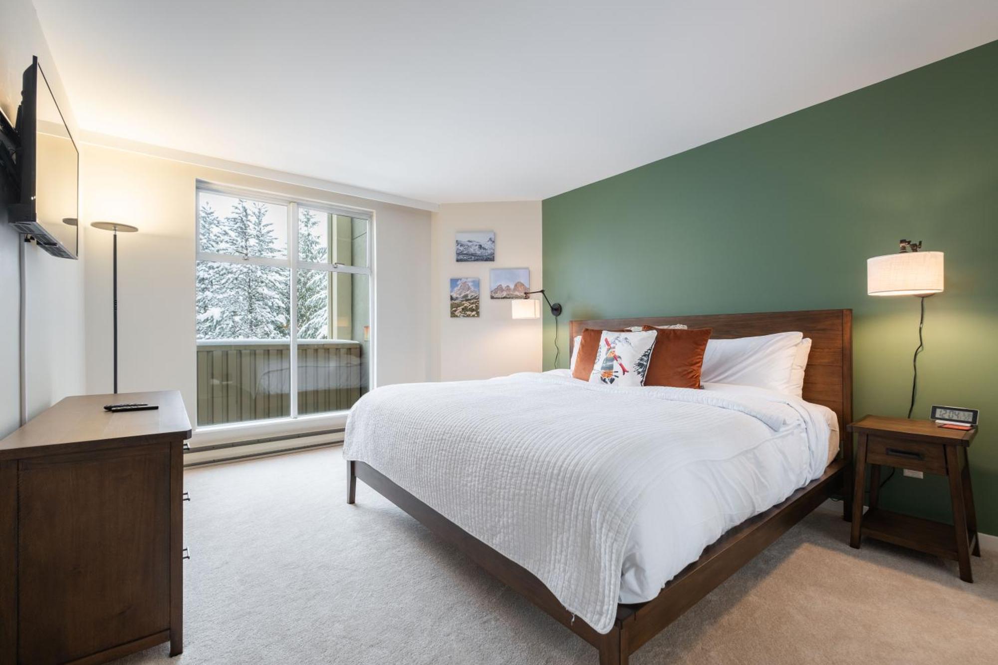 Woodrun By Outpost Whistler Villa Exterior photo
